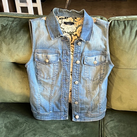 Bebe vintage style vest